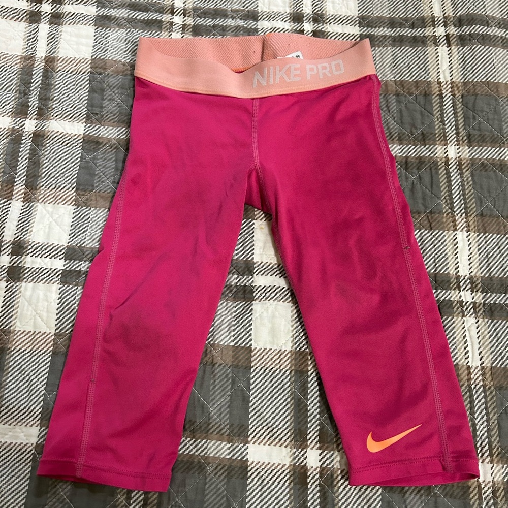 Nike Kids 3/4 Leggings in Pink and Orange